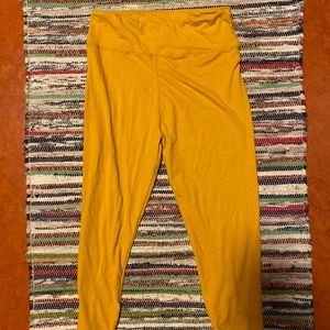 Ultra Soft Capri Leggings